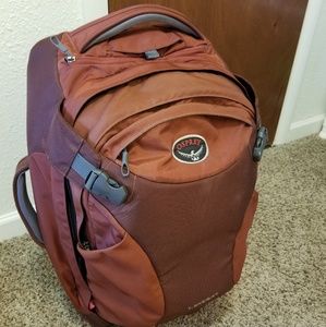 Osprey Meridian 60L/22IN Wheeled luggage / carry o